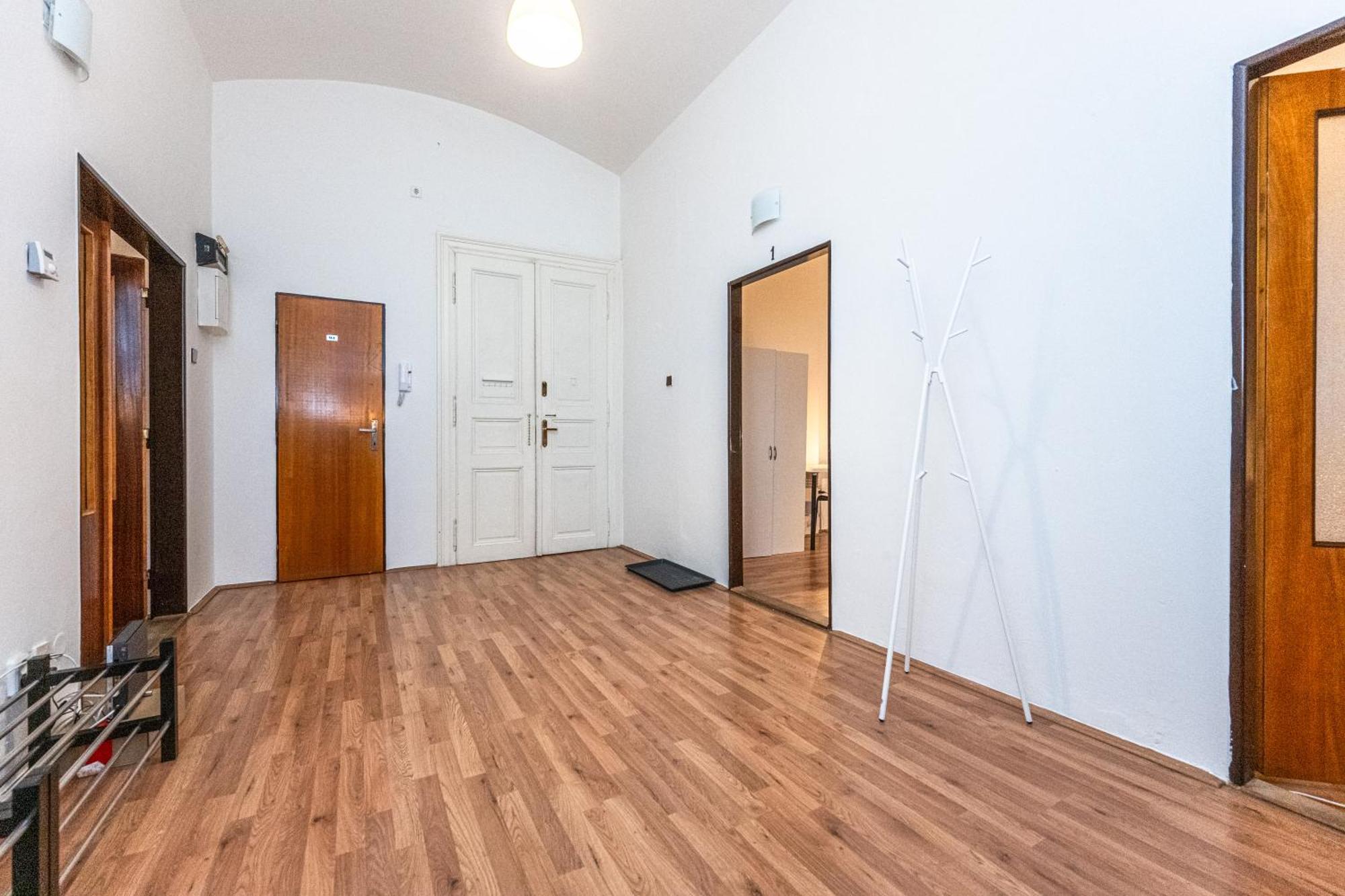 Legerova Apartments Prag Exteriör bild